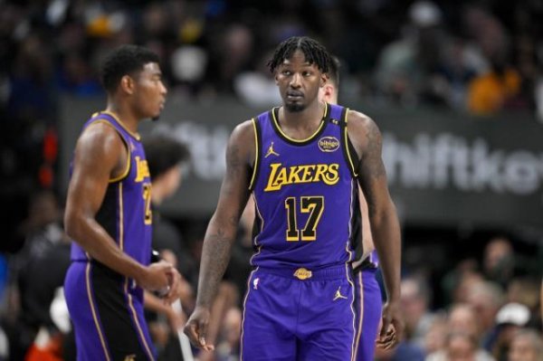 Nhà vô địch 3D đã nhảy ra khỏi hợp đồng và Lakers không hoảng sợ! Có phải tốt hơn để ký trước và sau đó thay đổi trung tâm?