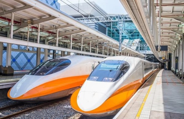 Việt Nam xem xét sử dụng vốn tư nhân để phát triển đường sắt