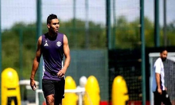 Người ta nói rằng tiền vệ của Manchester United đã thu hút đ